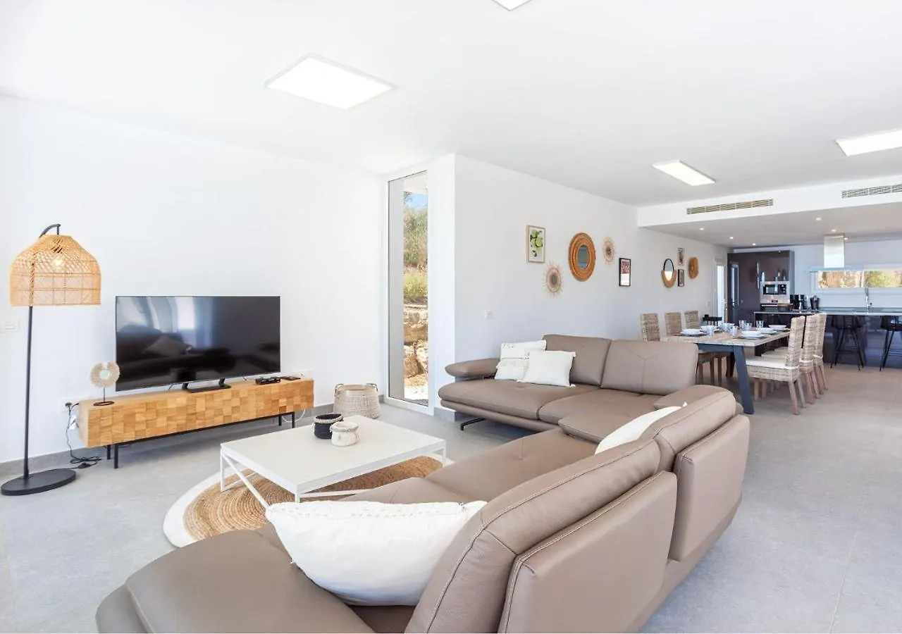 Villa Buenavista Hills - Sea View - Infinity Pool - Parking - Grill Malaga 0*,  Spain