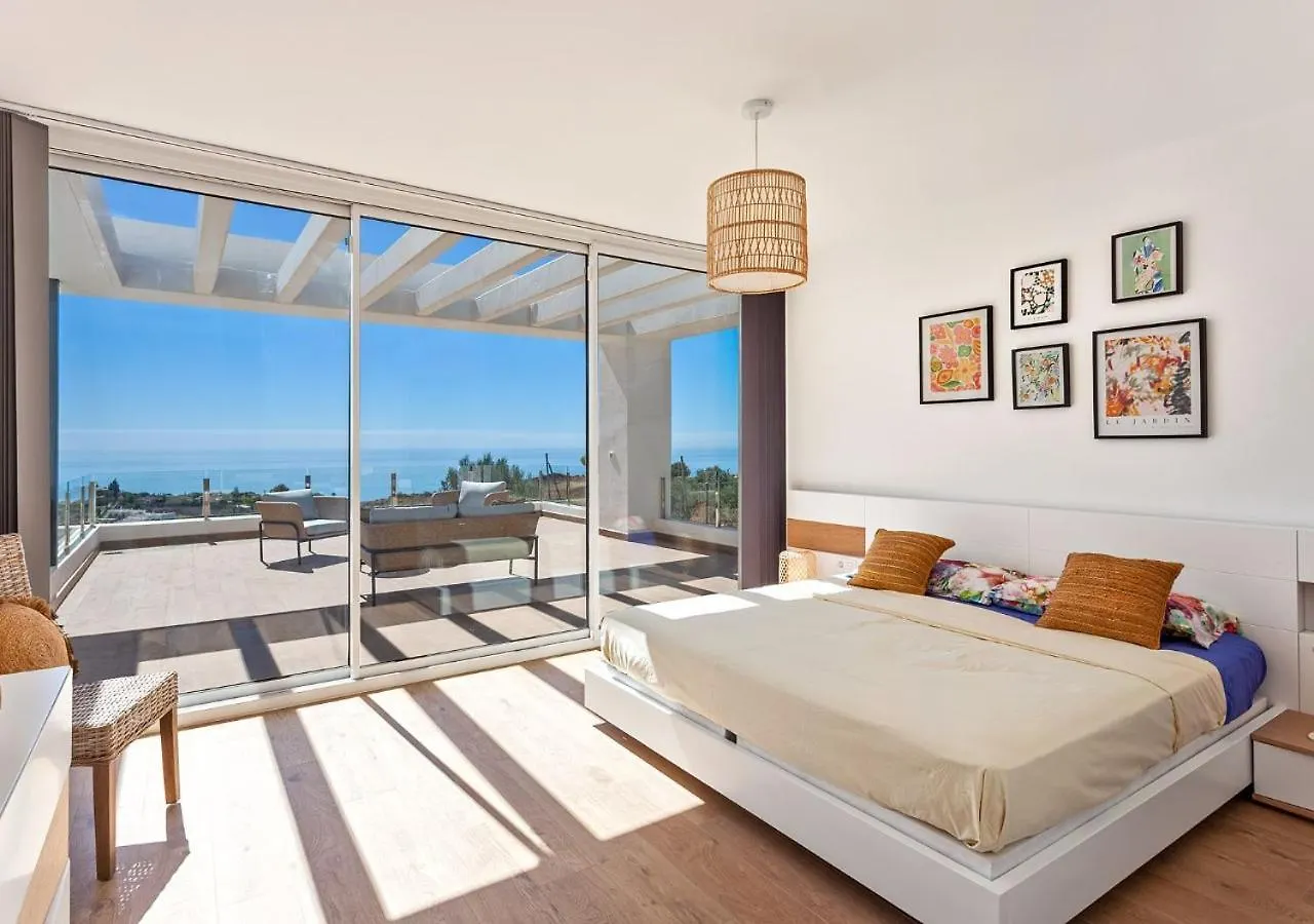 Villa Buenavista Hills - Sea View - Infinity Pool - Parking - Grill Malaga Spain